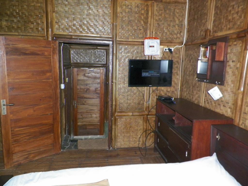 Villa Kampung Karuhun Sutan Raja Bandung Zimmer foto