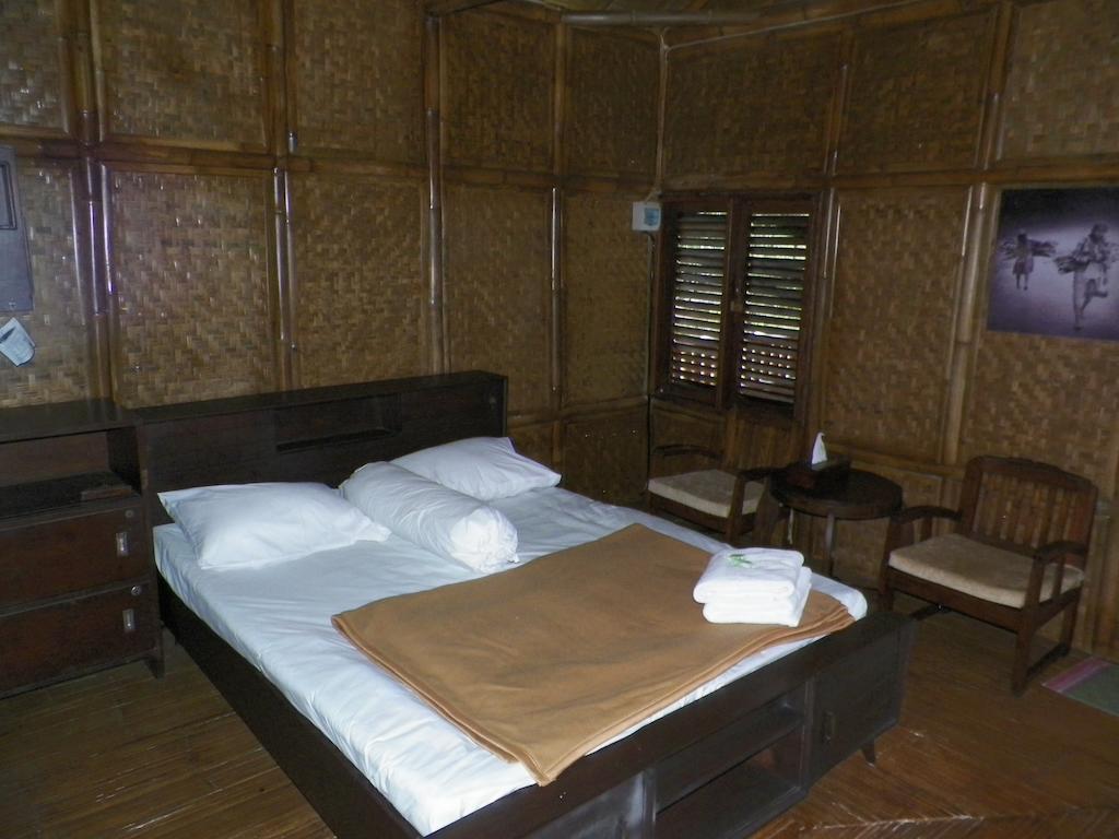 Villa Kampung Karuhun Sutan Raja Bandung Zimmer foto